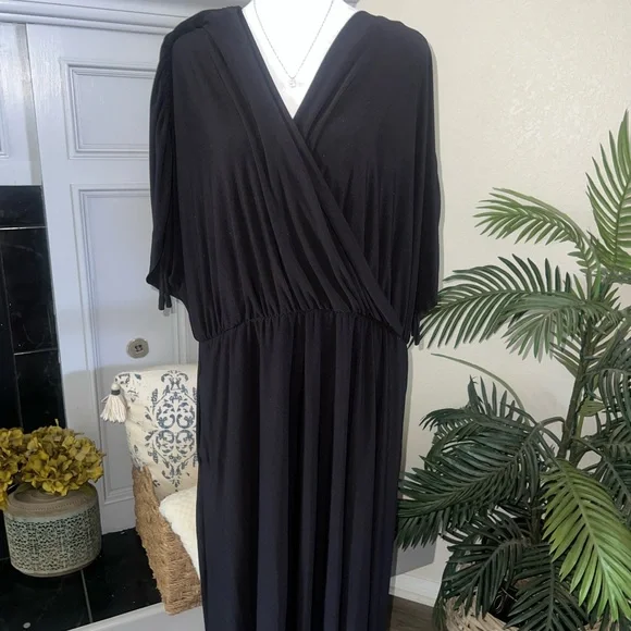 Lane Bryant Black Wrap Dress with Cinched Sleeves Size 22/24 - Picture 2 of 8